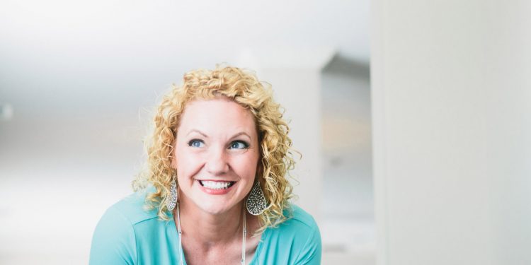 Alli Worthington is an expert in productivity, motivation, and finding your life's purpose.