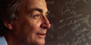 As one of the best ways to learn is by example, in this episode we spotlight the life of a real-world SuperLearner, Richard Feynman, theoretical physicist and Nobel-prize winner. Listen to this episode to find out about a man who, using SuperLearning, changed the world in various disciplines.