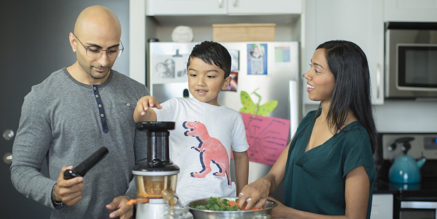 Sachin Patel is a father, husband, philanthropist, functional medicine practice success coach, international speaker, and best-selling author. In this episode, you will discover why Sachin Patel thinks that "The doctor of the future is the patient" and what he is actively doing to make it a reality!