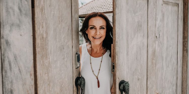 In this episode with Lucia Giovannini, we talk about turning our dreams into achievable goals, as well as about Lucia's transition from modeling to coaching
